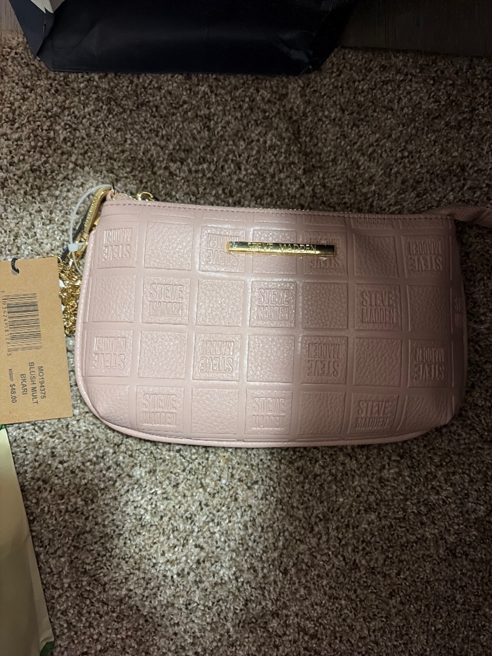 Steve Madden wristlet